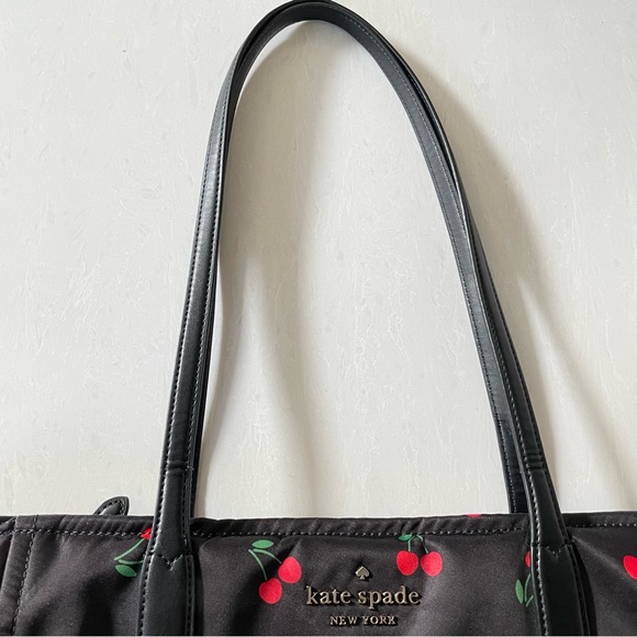 Kate Spade ♠️ Chelsea Nylon Tote- Black Cherry Print- Baby Bag - Picture 12 of 16